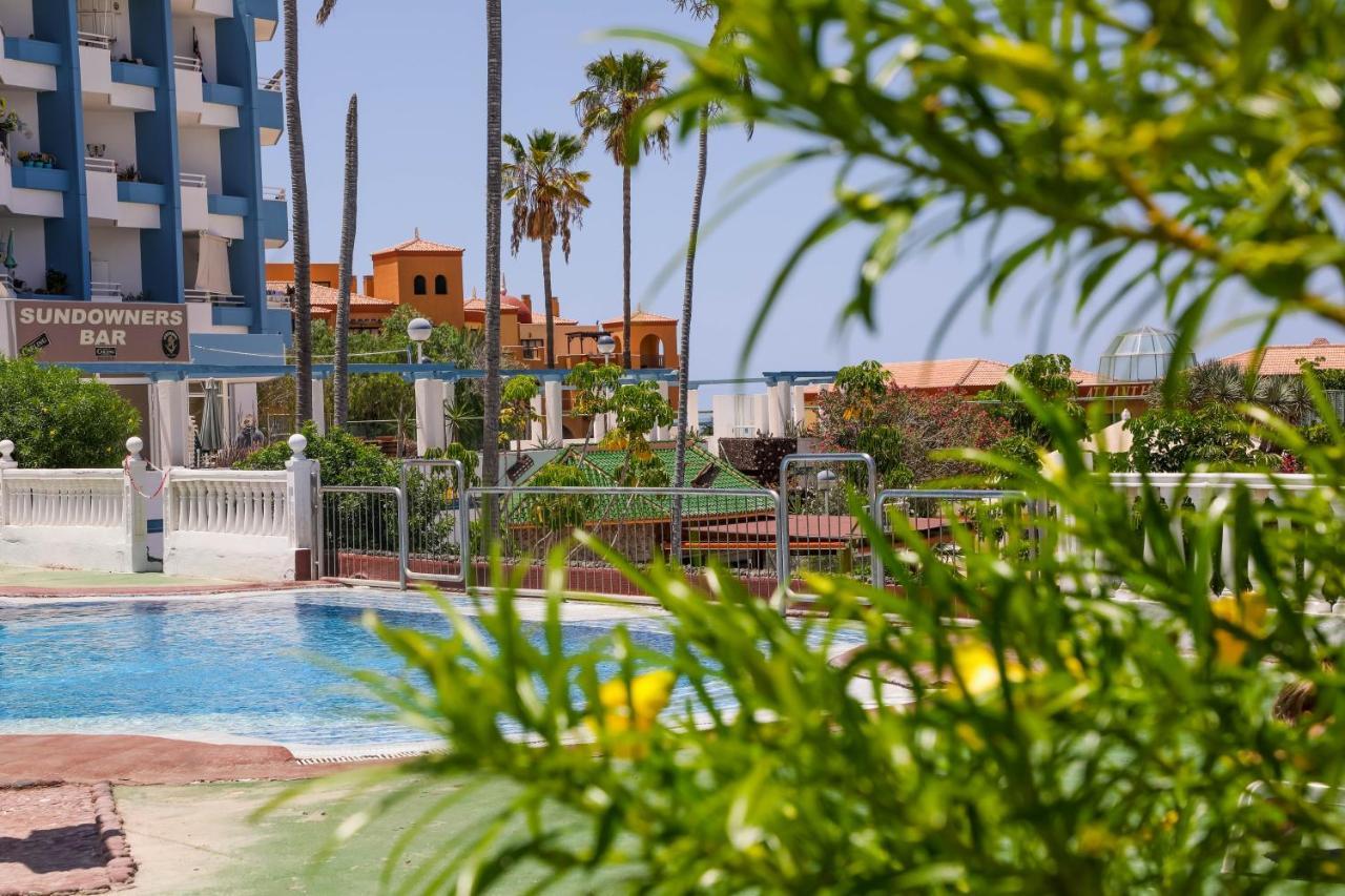 Isla Verde Studio Apartment Green Park サンミゲル・デ・アボナ エクステリア 写真